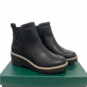 DV Dolce Vita womens Rielle Ankle Boot